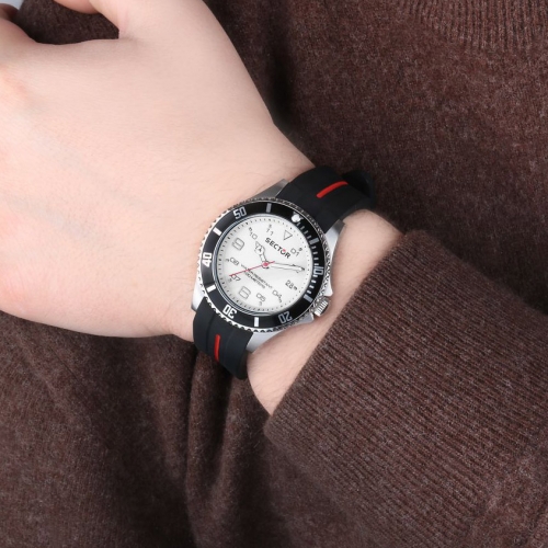 Sector 230 39mm 3h white dial silicon black st uomo R3251161040