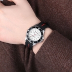 Sector 230 39mm 3h white dial silicon black st uomo R3251161040