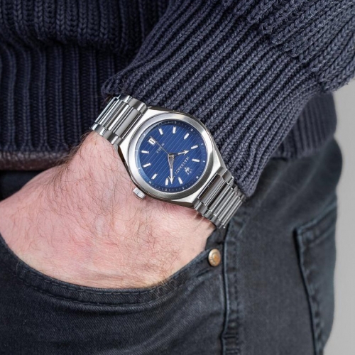 Maserati Triconic 40mm 3h blue dial br ss