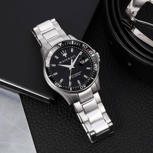 Maserati Sfida 44mm 3h black dial br ss maschile R8853140002