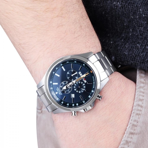 Sector 180 chr blue dial bracelet ss