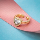 La Petite Story Exigo ear cuff earring yg+heart white cz