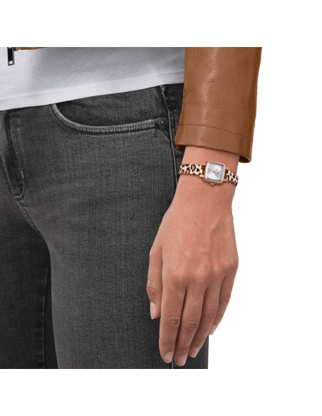 Tissot Lovely – Orologio Donna con Diamanti (T0581093703600)